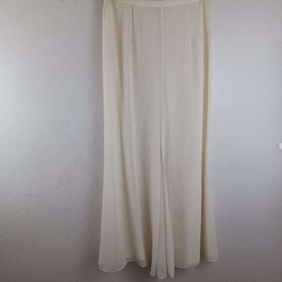 R & M Richards polyester champange Pant suit size 8 - Picture 3 of 8